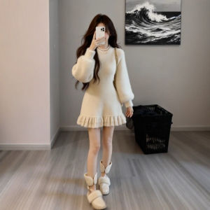CHANGTONG | Round Neck Flounce Lace Knitted Dress