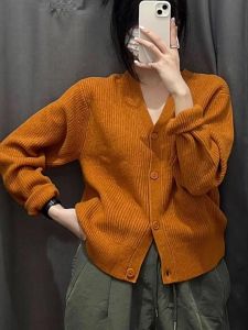 Áo Cardigan Dệt Kim Rộng Rãi Màu Cam Áo Len Phong Cách Lười Biếng Cổ Điển Mẫu Mới Đầu Thu Cho Nữ Áo Phối Dệt Kim Bé Gái Kho Báu