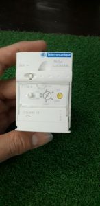 Bộ điều chỉnh LUCB05BL Schneider TeSys Ultra 3P 1.25 - 5A 690VAC bảo vệ & chẩn đoán cấp 10 cuộn dây 24VDC