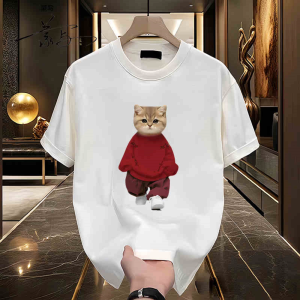 T-Shirt Wanita Lengan Pendek Ukuran Besar Motif Kucing Aesthetic & Kerah Bundar Katun Bernapas Premium 2025 Desain Longgar Slim Fit Gaya Korea Jepang Baju Kasual Nyaman untuk Streetwear Mewah Manis dan imut Modis Serbaguna Tops Slip - on Eksklusif