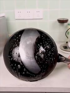 ครีมขัดคราบ น้ำยาขัดหม้อดำ ครีมขัดคราบอเนกประสงค์ ครีมขัดหม้อ ครีมขจัดคราบ นำเข้าจากเกาหลี 500g