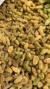 Nho xanh sấy khô (gói 500gr) nho khô làm nguyên liệu trong món bánh đồ ăn vặt tiện dụng rất ngon  không quá ngọt