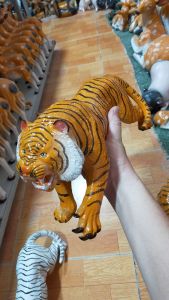 Tượng gốm con hổ trang trí phong thủy