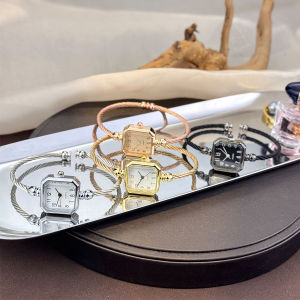 New Fashionable Casual Digital Square Miniature Ladies Quartz Watch Open-Ended Bracelet Watch Stylish Compact Timepiece