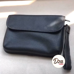 Túi đeo chéo nam Dza leather da bò thật kèm dây đeo tay Clutch và đeo vai dễ dàng