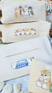 Mofusand Cat Canvas Kain Kanvas Bag Tas Dompet Pouch Mini Kecil Makeup Kosmetik Tote Pencil Case Kotak Pensil Lunch Bag Tempat Makan Bekal Tissue Travel Box Cover Kucing Cute Kitty Aesthetic Estetik