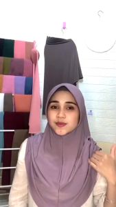 Kerudung bergo Jilbab sport Hamidah size M Hijab instan jersey