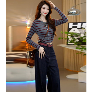 ผู้หญิง ฤดูใบไม้ร่วง ฤดูหนาว เสื้อสเวตเตอร์ถัก สูง เอว ขากว้าง กางเกงยีนส์ ชุดสองชิ้น สไตล์เกาหลี ลายเล็ก เสื้อผ้าถัก เดรส