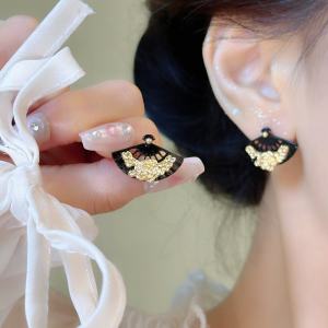 Black Fan Shape Earrings Vintage Embossed Flower Design for Cheongsam Ear Jewelry Accessory Retro Chinese Style Alloy Earrings