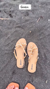 New Womens Bow-Tie Slippers Fashionable Rubber Non-Slip Flat Sandals Stylish & Cute Outdoor Waterproof Beach Sandals 068523