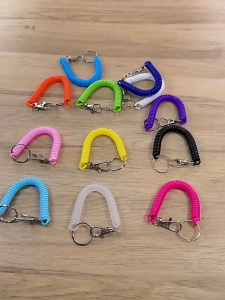 Gantungan kunci spiral tali karet per elastis keychain murah unik bisa untuk dipasang di dompet tas motor dan lainnya