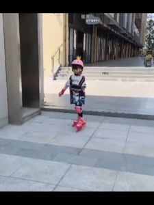 ชุดป้องกันเด็ก เซฟตี้ และสนับเด็ก สนับศอก สนับเข่า 3-14 ปี รถสปอร์ตแผ่นรองเข่า อุปกรณ์ป้องกัน ด้วย ความสมดุล 30 วันการฟื้นฟู