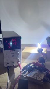 EZ online ชุดหลอดไฟหน้ารถยนต์ D2S XENON HID 35w/55w หลอดไฟ+บัลลาสต์+ซ็อกเก็ต เป็นชุด1คู่ มีค่าสี 43K 6K 8K 10K 12K รถยนต์ทุกรุ่นใช้ได้