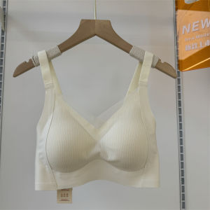 Gufei 1061 Lifting Seamless Bras Female Fixed Cup Lace V-neck without Steel Ring Push up Breast Holding Plaid Intimates