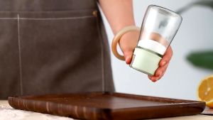 ขวดใส่เครื่องปรุง ขวดแก้วใส่เครื่องปรุง ขวดเครื่องปรุงแบบกด 0.5g ต่อการกดหนึ่งครั้ง วัสดุคุณภาพดี ขวดแก้วหนา ออกแบบมาเพื่อสุขภาพที่ดี ราคาถูก