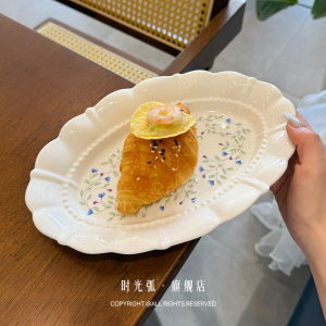 French Vintage Blue Floral Ceramic Dessert Plate High Aesthetic Edge Salad  Style round Shape Plant Floral Patterned Dinnerware