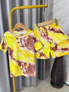 ชุดเด็ก ลายมัดย้อม ลายสงกรานต์ แขนสั้นขาสั้น ผ้าไมโคร นิ่มบางเบาใส่สบายสีสดซักง่ายสีไม่ตก(ส+ส)มัดย้อมเส้นสี