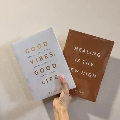 KL READY STOCK 【ENG】 Vex King Four Books Bundle - Good Vibes Good Life Healing is the New High Things no one taught us about love Closer to love