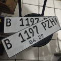 PLAT NOMOR MOBIL PUTIH. 