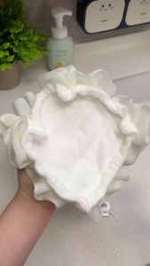 ลูกบอลดอกไม้อาบน้ำ ดีไซน์ 2-in-1 พร้อมที่ใส่สบู่