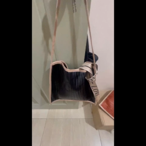 `Pleated Tote Bag for Women Large PU Leather Shoulder Bag Elegant Ruched Handbag with LOVE Ribbon Daily Work Shopping Bag`