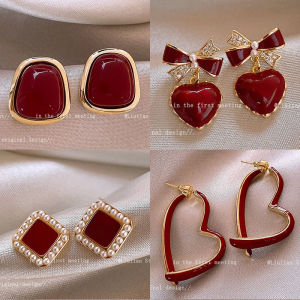 New Year Red Luxury Womens Earrings 2024 New Style Elegant Vintage Snake Year Ear Jewelry Autumn Winter Fashion Accessories