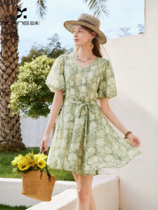 XIANGYING | Green Floral Puff Sleeve Belted V-Neck Dress