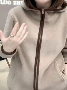HUAXUNRAN | Warm Anti-Aging Hooded Sweater for Middle-Aged Women Large Size