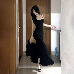 SUHUIQIAN | Black Sleeveless Fishtail Slim Dress with Lotus Pattern