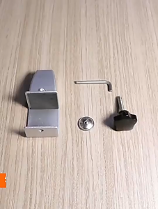 ของมาใหม่!ขาหนีบแผ่นกั้นโต๊ะ หนีบความหนาได้2-20mm คลิปหนีบฉาก หนีบกระจก แบบไม่ต้องเจาะรู