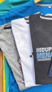 IDEAL DISTRO PAKET RANDOM 4 PCS FREE AMPLOPKAOS ATASAN OBLONG DEWASA LENGAN PENDEK KAOS DISTRO KEKINI GAMBAR DEPAN BELAKANG S M L XL XXL KAOS KERENKAOS KATA-KATA