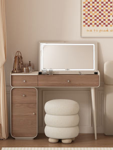 DMX | Creamy Elegant Flip-Top Makeup Mirror Vanity