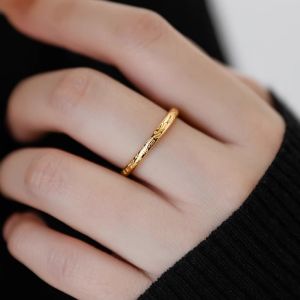 Nhẫn Titan Màu Vàng 18K Không Phai Màu Thời Trang Nhẫn Ngón Trỏ Đa Năng Nhẫn Thời Trang Nhẫn Kim Loại Nhẫn Tròn Kim Loại