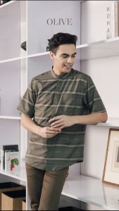 POLICE Kemeja Koko Salur Krah Shanghai Regular Fit Pria: Desain Formal Pria yang Nyaman