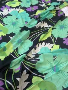 Vải voan chiffon hàn hình hoa khổ 1m45. Chất mềm mại mỏng rũ không giãn
