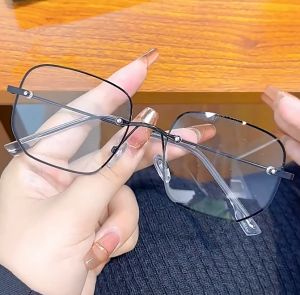 GS (free Case ) Fashion Eyeglass Glasses for Women Anti Radiation with Grade Blue Light Protection Korean Style Retro Reading Glass Made In Japan Metal Square Frame B190