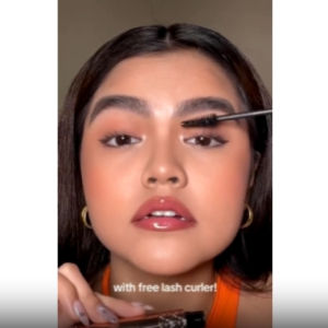 O.TWO.O Maskara Volume Pemanjang Tiga Dimensi Tahan Air Tidak Luntur Maskara Cepat Kering Bulu Mata Keriting Tebal Kosmetik Rias Mata Maskara Keriting Tahan Lama