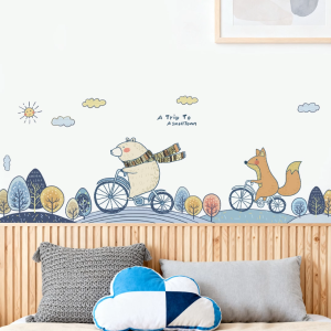 Decal giấy dán tường cho bé Gấu và Cáo đạp xe Có keo sẵn - Trang trí phòng ngủ và phòng khách