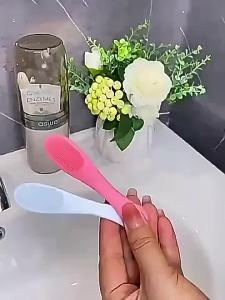 Silicone Pet Finger Brush Dog Cat Tooth Brush Tear Stain Remover Gentle Eye Cleaner Dental Hygiene Grooming Tool Pets Supplies
