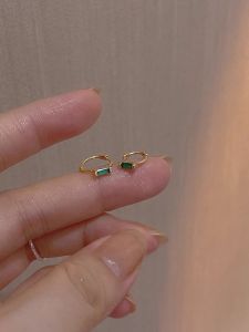 Sleeping Non-Removable Green Square Earrings Womens Mini Hoop Studs Ear Cares Fresh out Fashion Jewelry Silver Gemstone