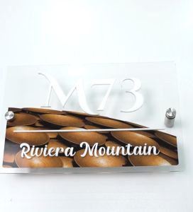 Nomor Rumah Akrilik UV Print Flatbed Motif Golden Modern