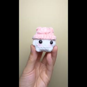 [Có sẵn] Móc khóa len bé nấm sợi nhung chenille dễ thương treo balo quà tặng