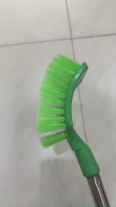 Bàn chải Cọ Chà toilet cán inox dài