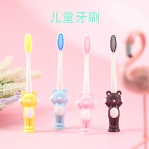 Combo 4 bàn chải đánh răng hình thú lông mịn cho bé 3-10 tuổi / Set 4 Bàn Chải Đánh Răng Cho Bé Hình Thú Có Nắp Đậy Kèm Túi Zip