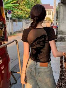 เสื้อยืดแขนสั้นทรงเข้ารูปสำหรับผู้หญิงไซส์ใหญ่ในช่วงฤดูร้อน เสื้อผ้าทำงานสไตล์เกาหลี ปกปิดหน้าท้อง สไตล์สาวฮอต เสื้อผ้าทำงาน