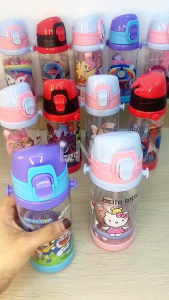 Botol Air Minum Anak Sanrio 450ml 500ml 550ml BPA Free Botol Air Kanak Kartun dengan Tali Sedotan*%