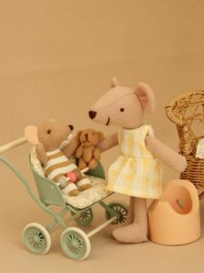 Giá Đỡ Xe Đẩy Trẻ Em Bằng Kim Loại 12 Điểm Mô Phỏng Đồ Chơi Trẻ Em Mô Hình BJD Đồ Chơi Trang Trí Nhà Cửa