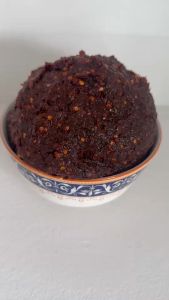 น้ำพริกเผาสลิด 200 กรัม บรรจุกระปุกสูญญากาศ เก็บนาน 2 เดือน