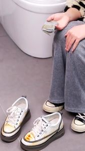 ครีมขัดรองเท้าขาว น้ำยาขัดรองเท้าขาว White Shoe Cleaner พร้อมฟองน้ำสำหรับขัด White Shoe Cleaner ขจัดคราบ