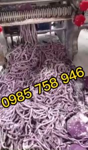 Máy làm sợi bánh canh bột gạo bằng điện  . Sợi 3mm - 9mm  . Bảo hành 1 năm